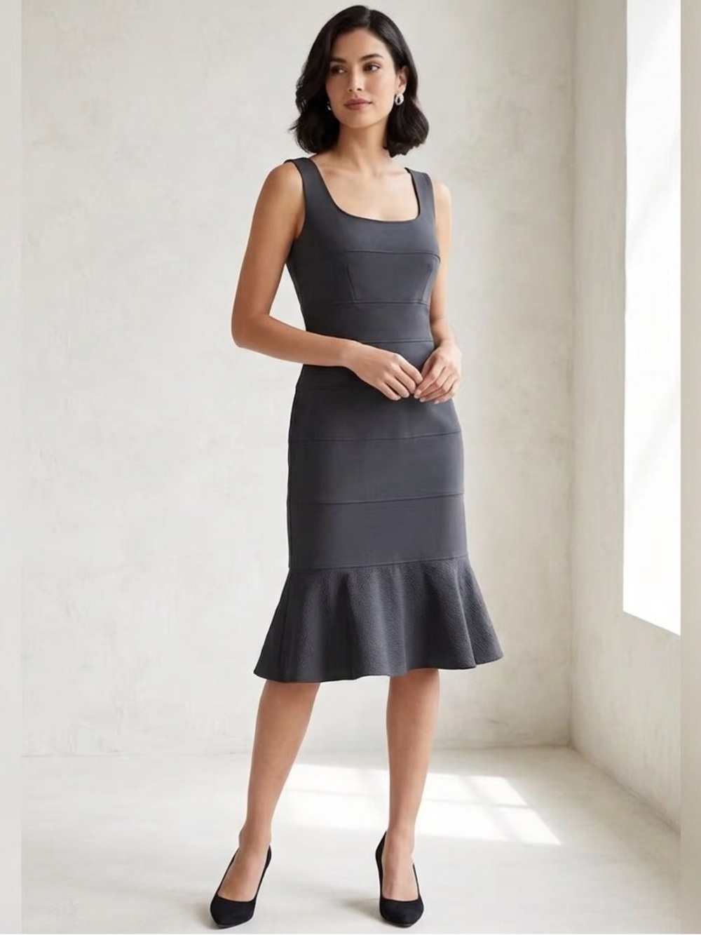 T BY TADASHI Tiered Cocktail Dress in‎ Black